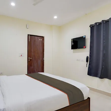 Collection O Hotel Relax Roof